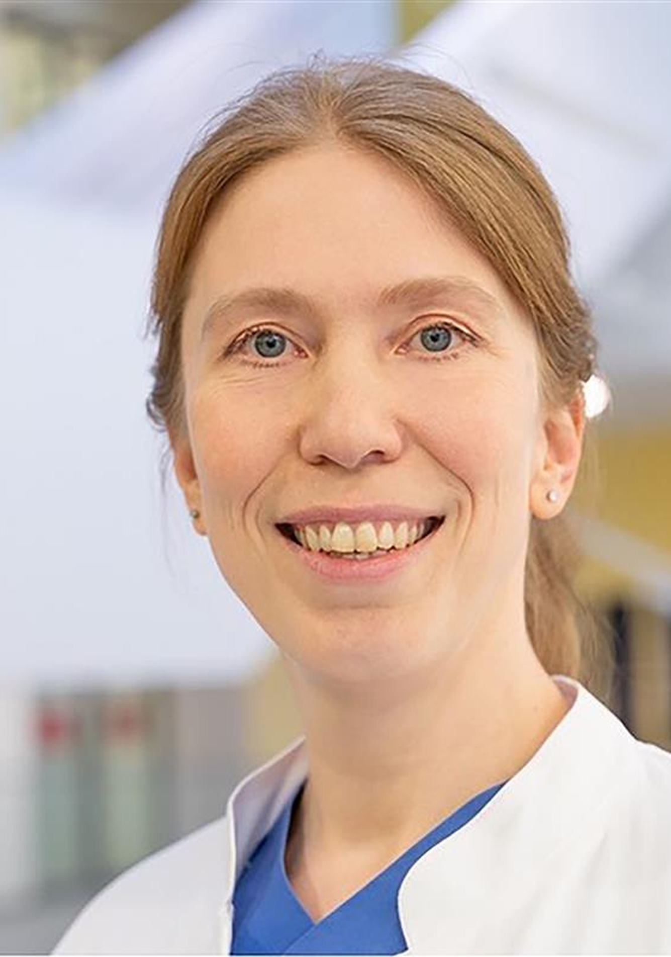 Porträtfoto von Prof. Dr. Gloria Färber, Bildquelle: Laura Glücklich/UKS
