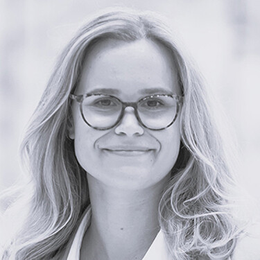 Julia Niehaus
