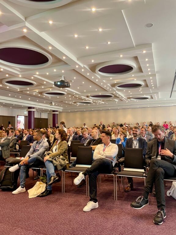 Bild Publikum 576 x 678