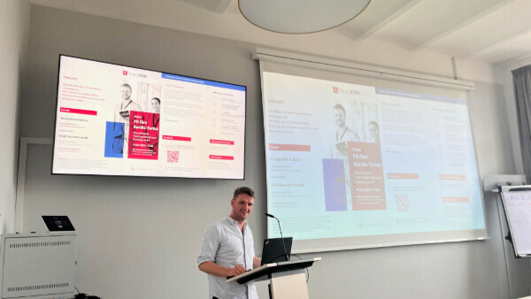 Dr. Sebastian Feickert bei seinem Impulsvortrag