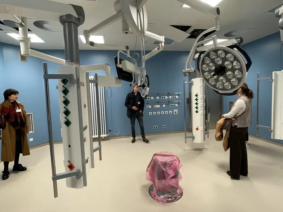 Einblick in das neue, kurz vor der Eröffnung stehende UKB-Herzzentrum