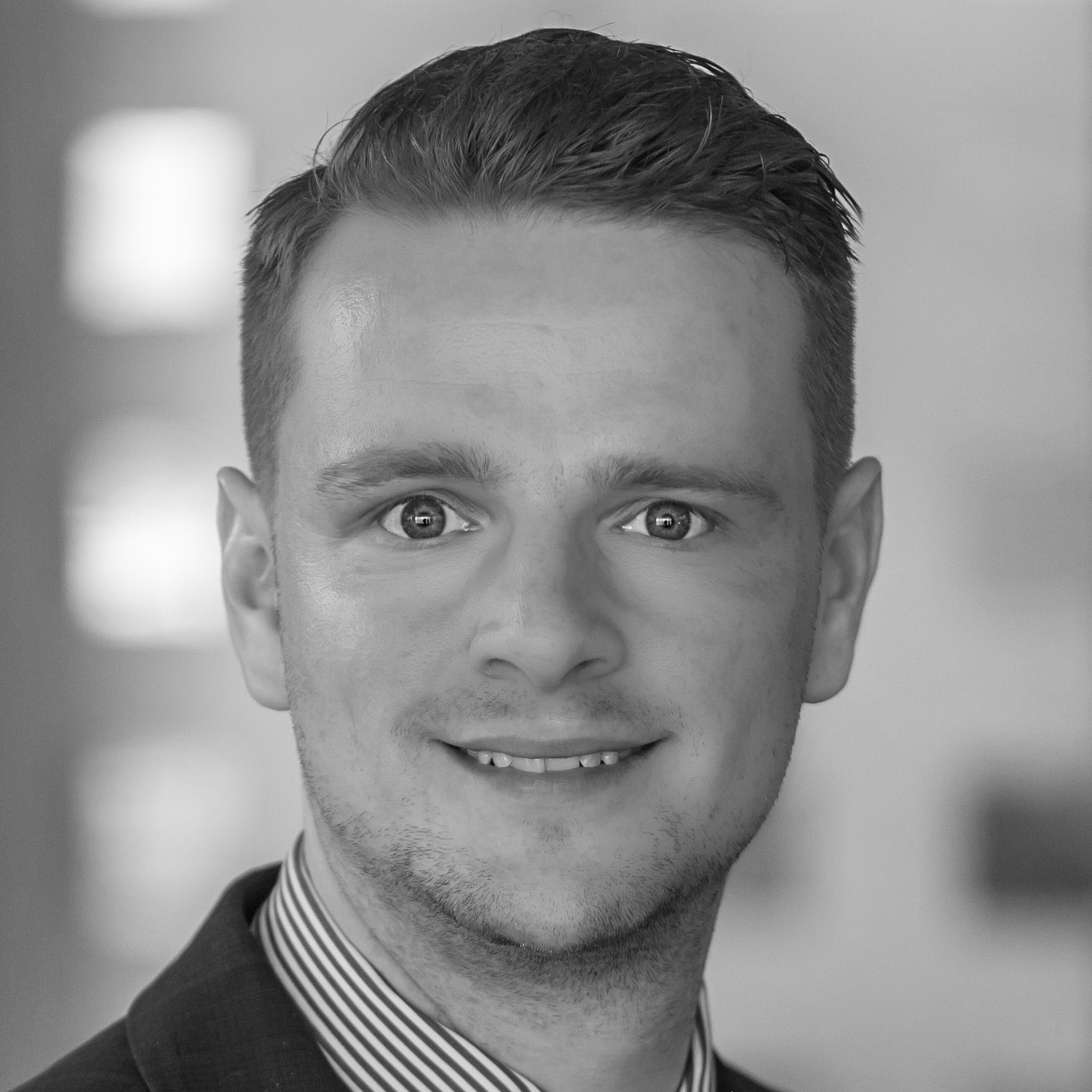 Dr. Sebastian Feickert