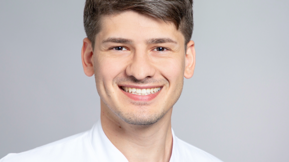 Dr. Shinwan Kany