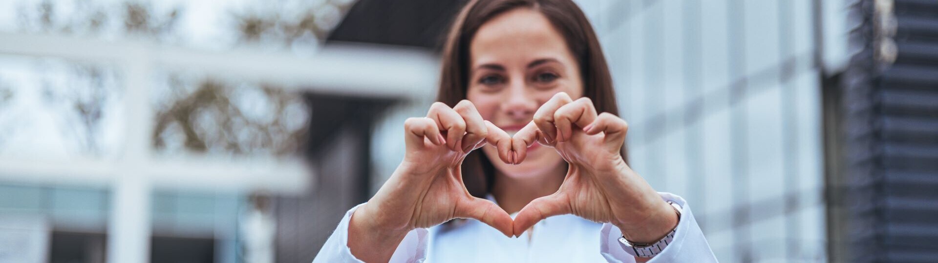 header-women-in-cardiology