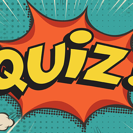 Quiz Aufschrift auf blauem Hintergrund
