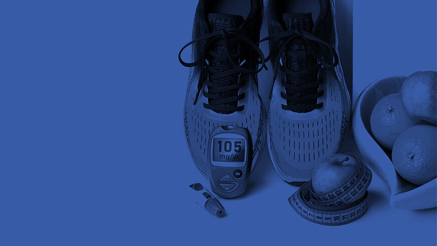 Turnschuhe mit Stoppuhr und Obstschale