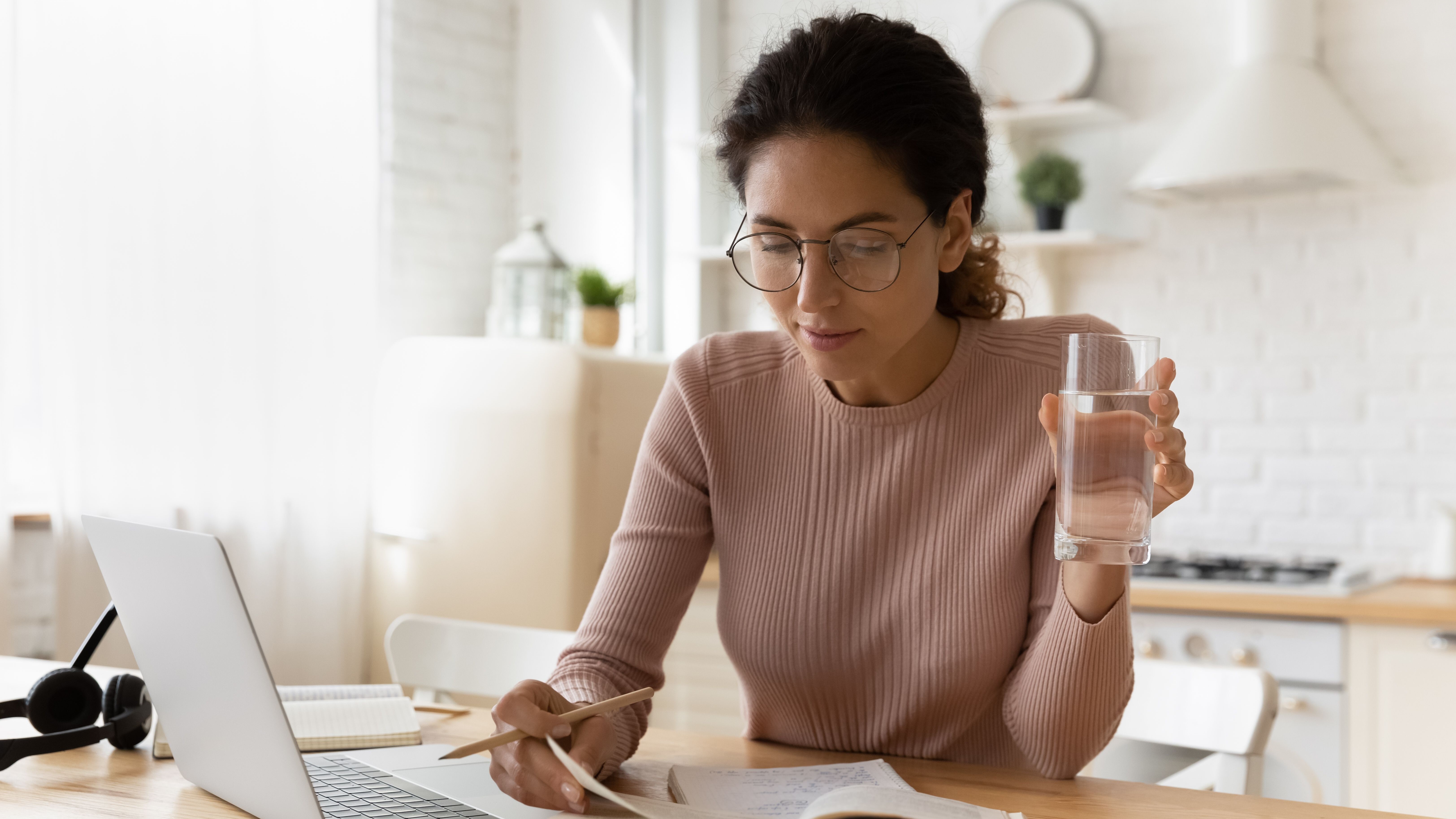 shutterstock_1953916048-fizkes