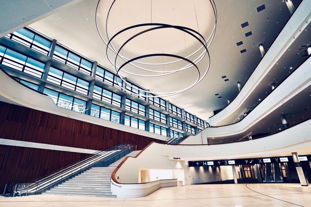 Eingangshalle des CCH_Hamburg Messe und Congress