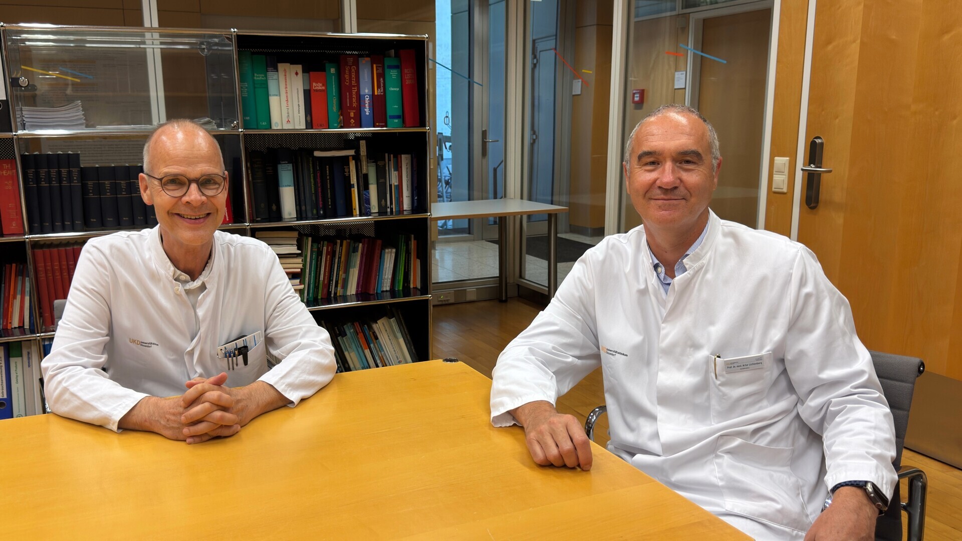 Prof. Malte Kelm und Prof. Artur Lichtenberg, Bibliothek der Herzchirurgie Düsseldorf