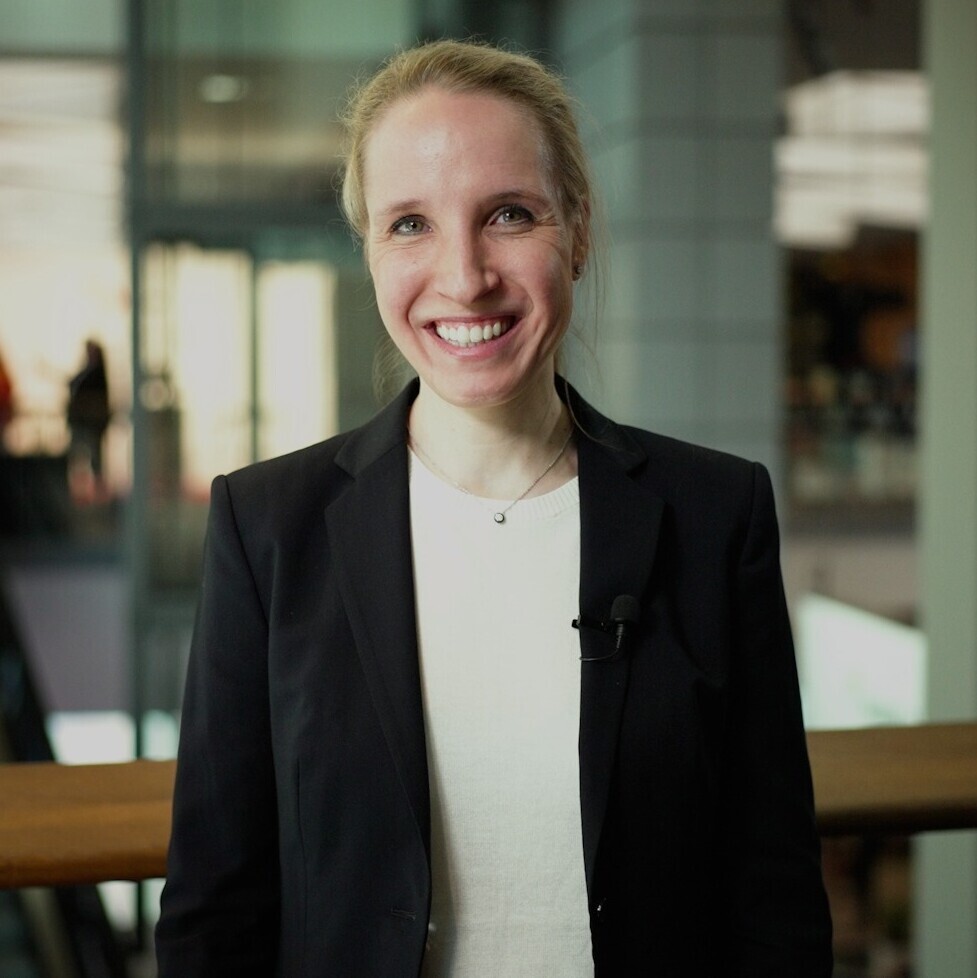 Prof. Christina Magnussen