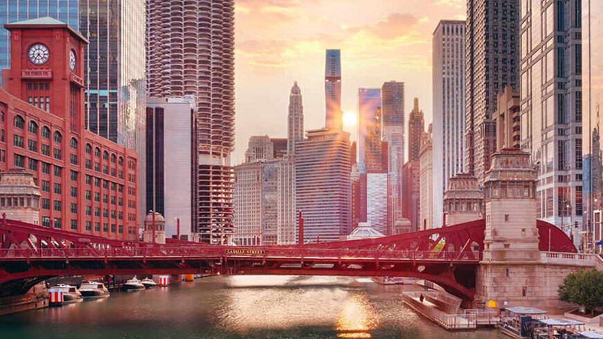 chicago-shutterstock-2524429905-16zu9-871x490px
