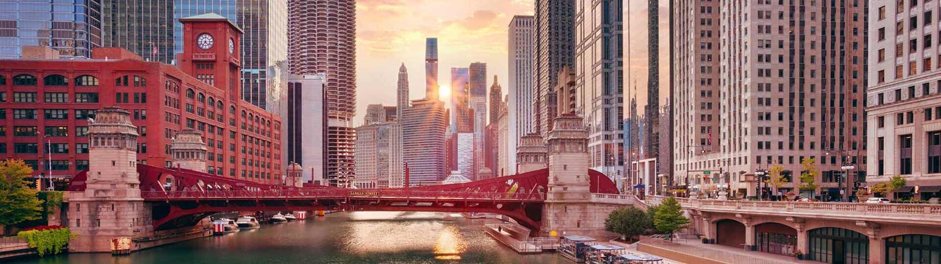 chicago-shutterstock-2524429905-32zu9-1920x540px