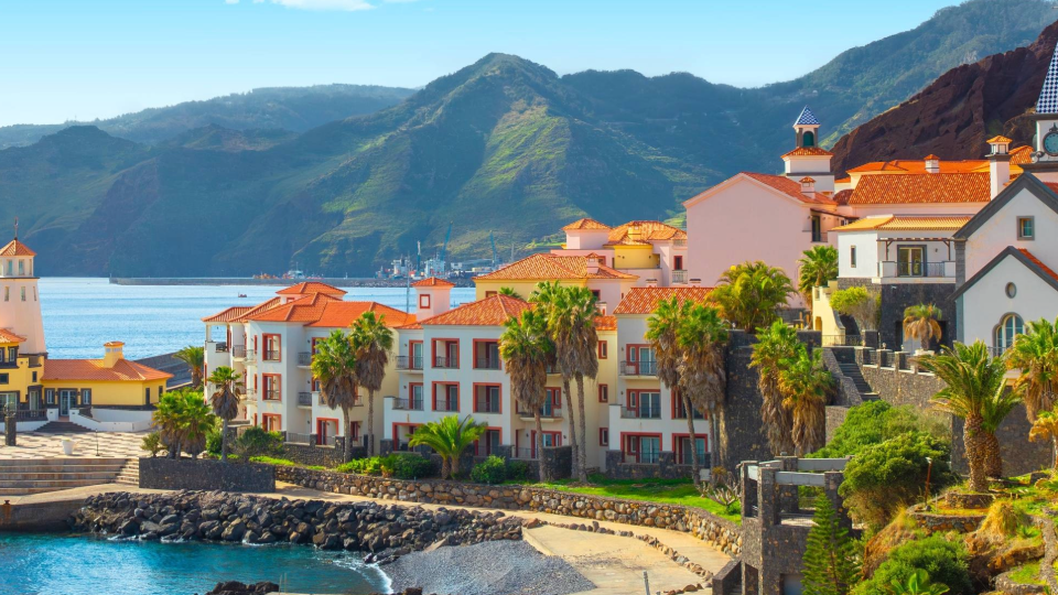 lissabon-shutterstock-2403873489-1929x540