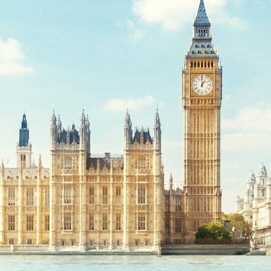 london-skyline-esc-kongress-2024-shutterstock-522060166-1920x540px