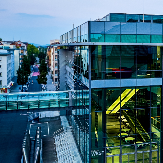 mannheim-mcon-ben-van-skyhawk-1-1