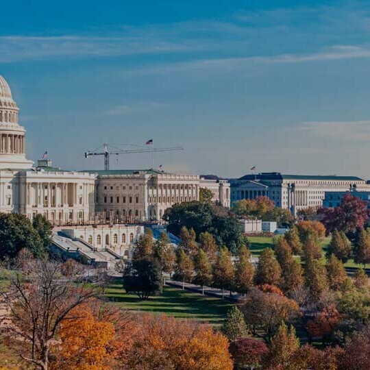washington-shutterstock-2076991780-32zu9-1920x540px-dunkel