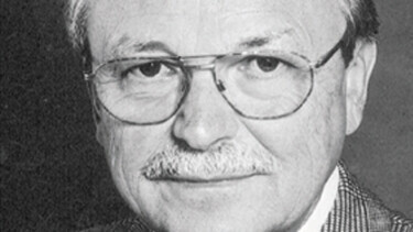 Prof. Wolfgang Schaper