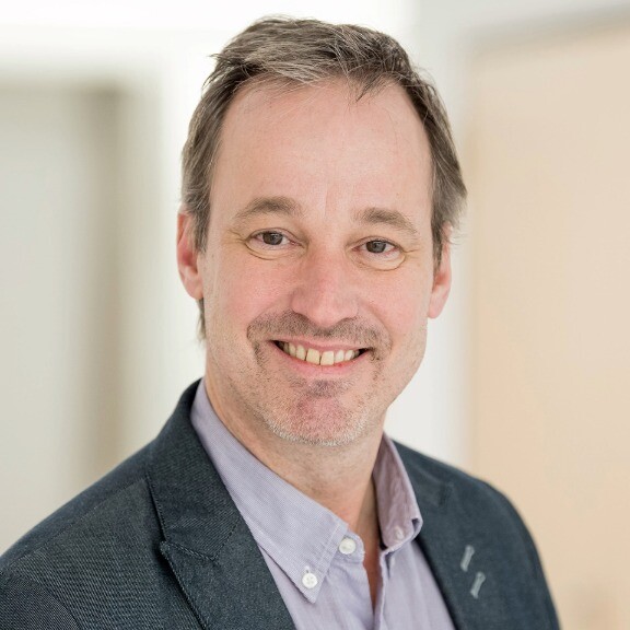 andrassy-martin-portrait-1zu1-576x576