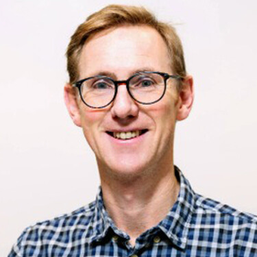 bowen-scott-2025-1zu1-375x375