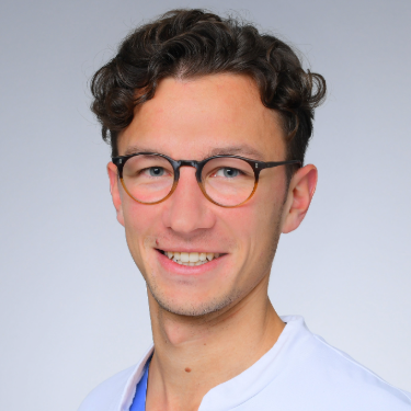 Curio-jonathan-2024-375x375