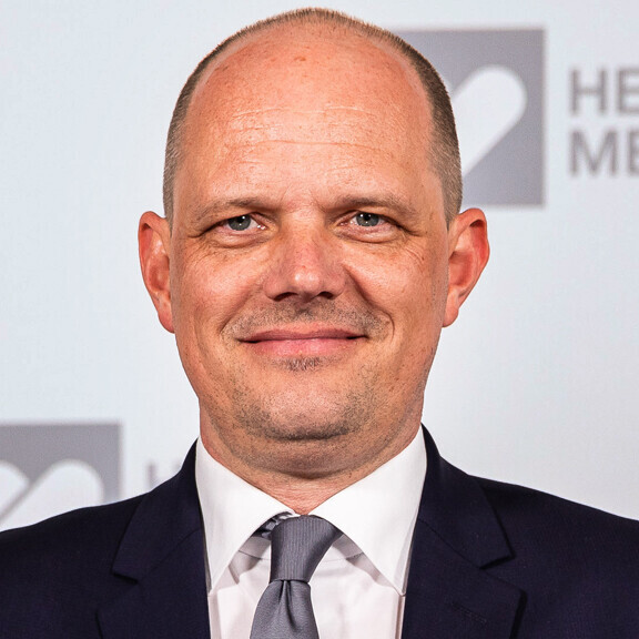Prof. Dennis Wolf
