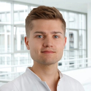 koch-tobias-portrait-1zu1-375x375