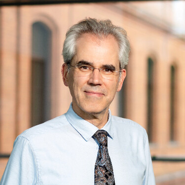 laufs-ulrich-1zu1-375x375