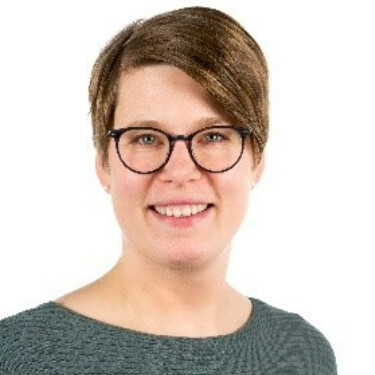 makowski-lena-2025-1zu1-375x375