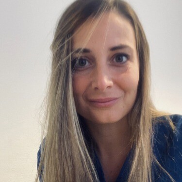 paradies-valeria-portrait-1zu1-375x375