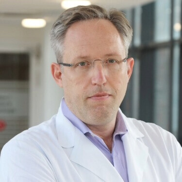 Dr. Johannes Schmucker