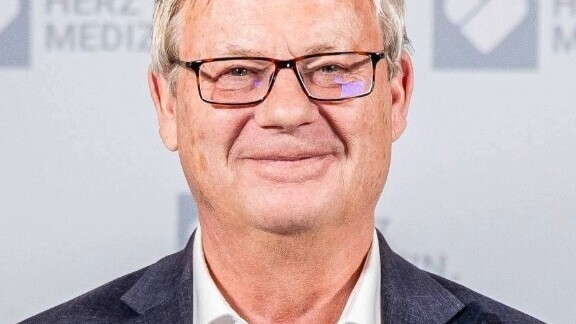 schulz-martin-portrait-1zu1-576x576