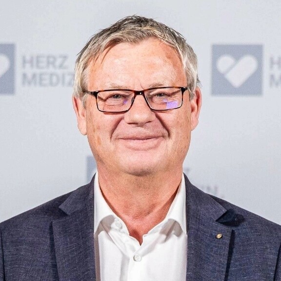 schulz-martin-portrait-1zu1-576x576