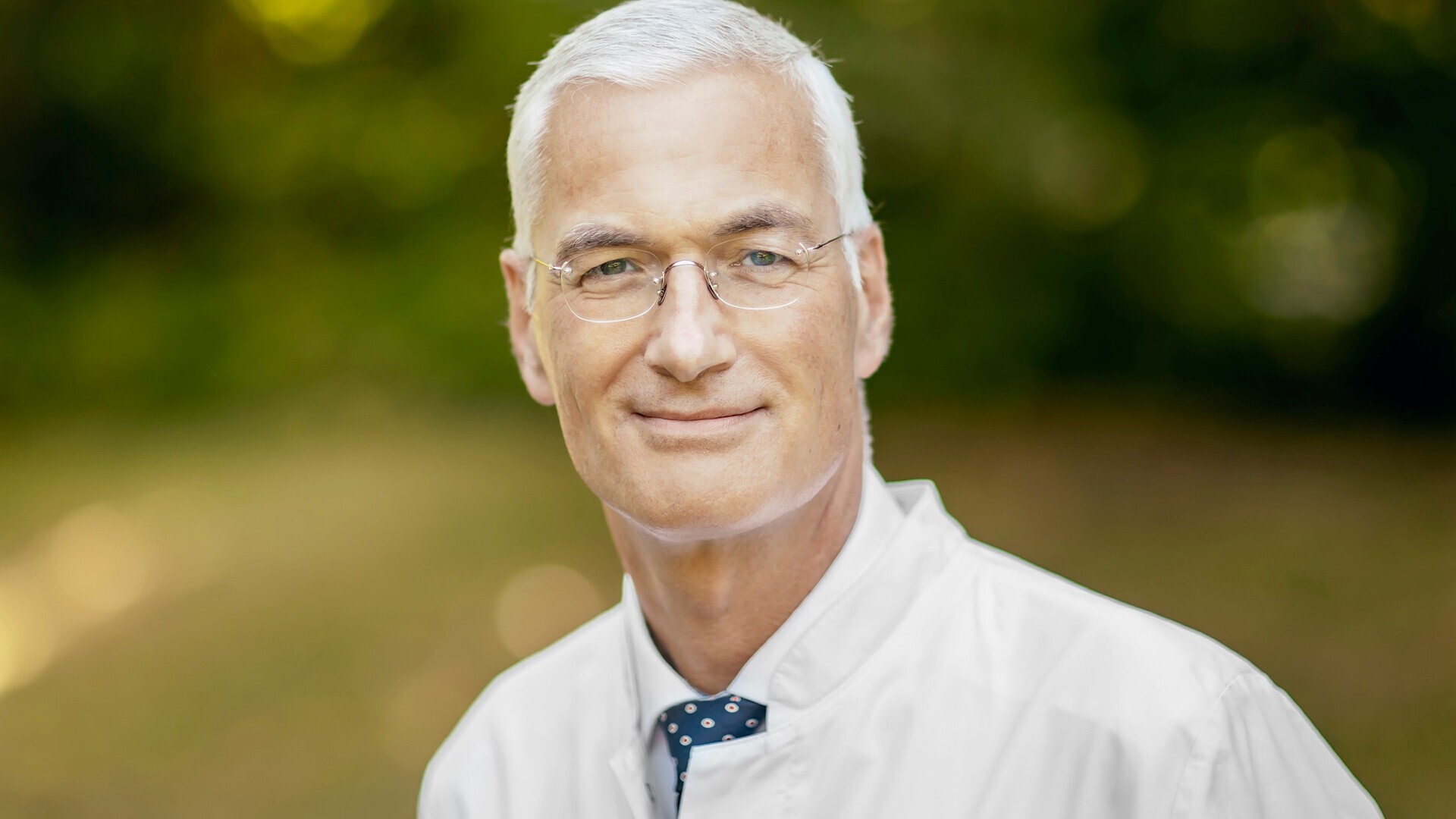 Portraitbild Dr. Tobias Gampert