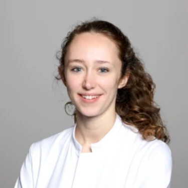 ullrich-greta-portrait-375x375