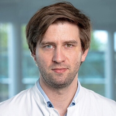 Dr. Fabian Voß