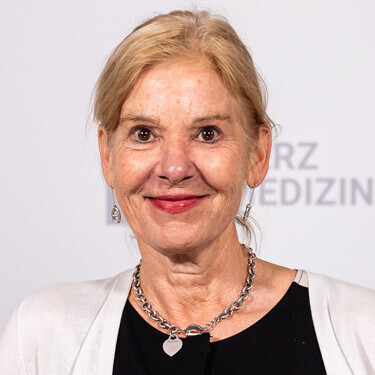 Prof. Christiane Tiefenbacher