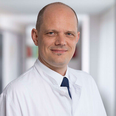 wolf-dennis-375x375px