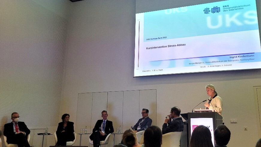 dgk-herztage-praevention-stressabbau-16zu9-871x490