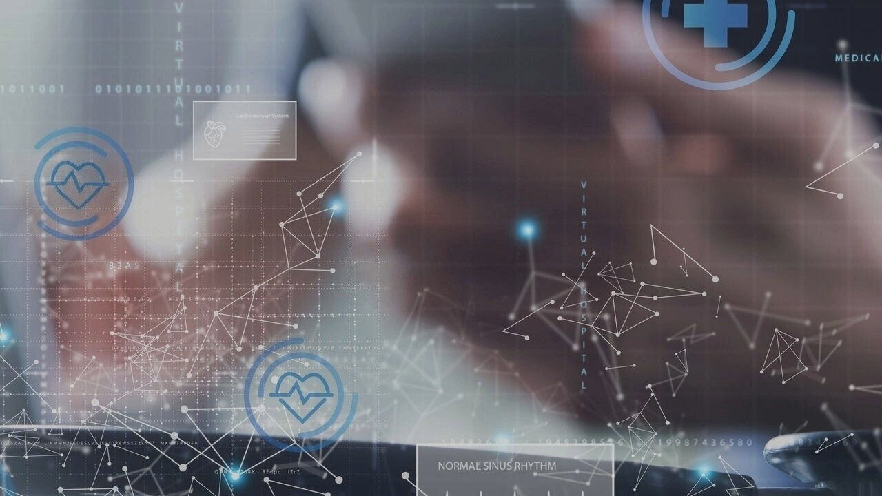 digitalisierung-kardiologie-shutterstock-2154048643-bearbeitet-dunkel-1zu1-576x576