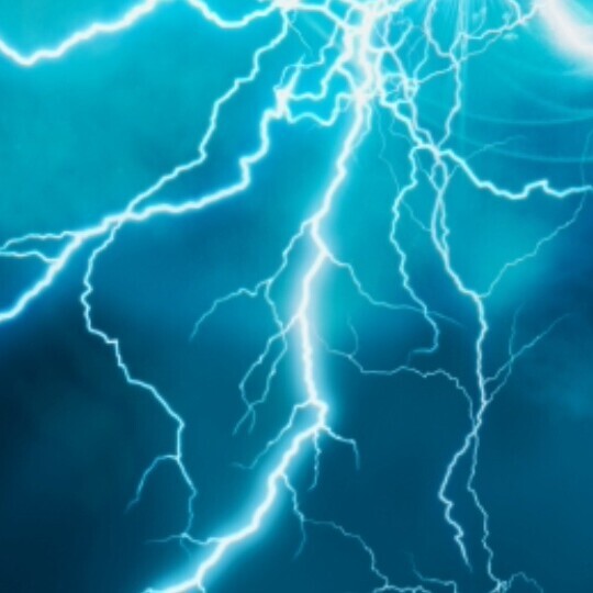 elektrischer-sturm-shutterstock-314299358-32zu9-1920x540