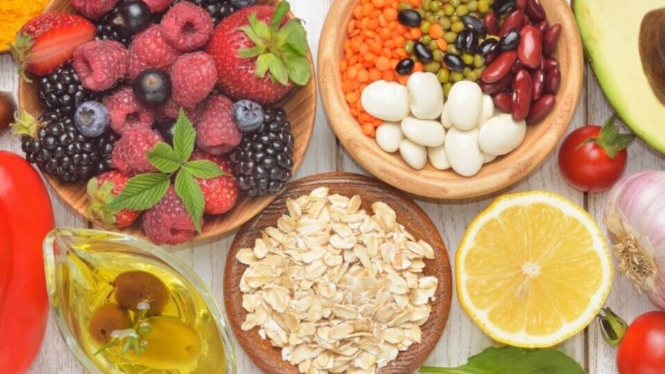 ernaehrung-diaeten-shutterstock-687549247-32zu9-1920x540