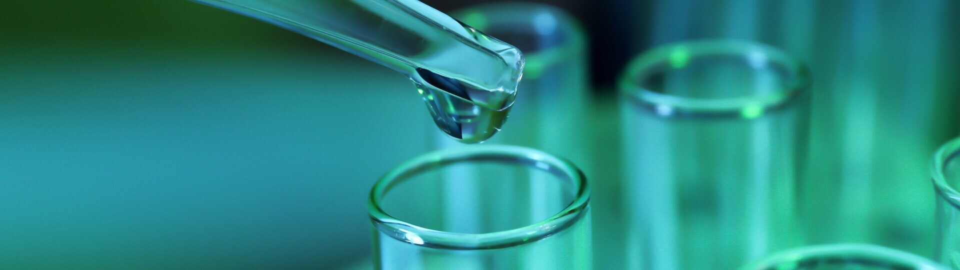 forschung-labor-shutterstock-1061939132-1920x540