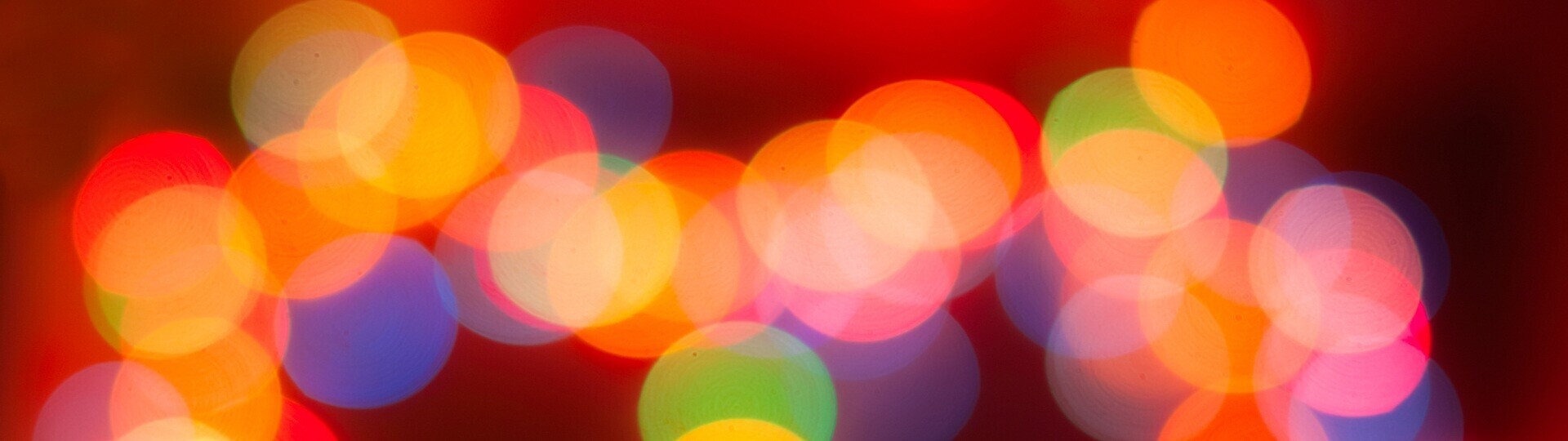 herz-lichter-shutterstock-517617298-32zu9-1920x540