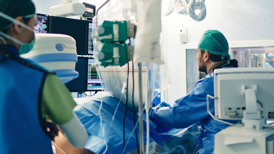 kardiovaskulaere-bildgebung-untersuchung-shutterstock-1023132670-32zu9-1920x540