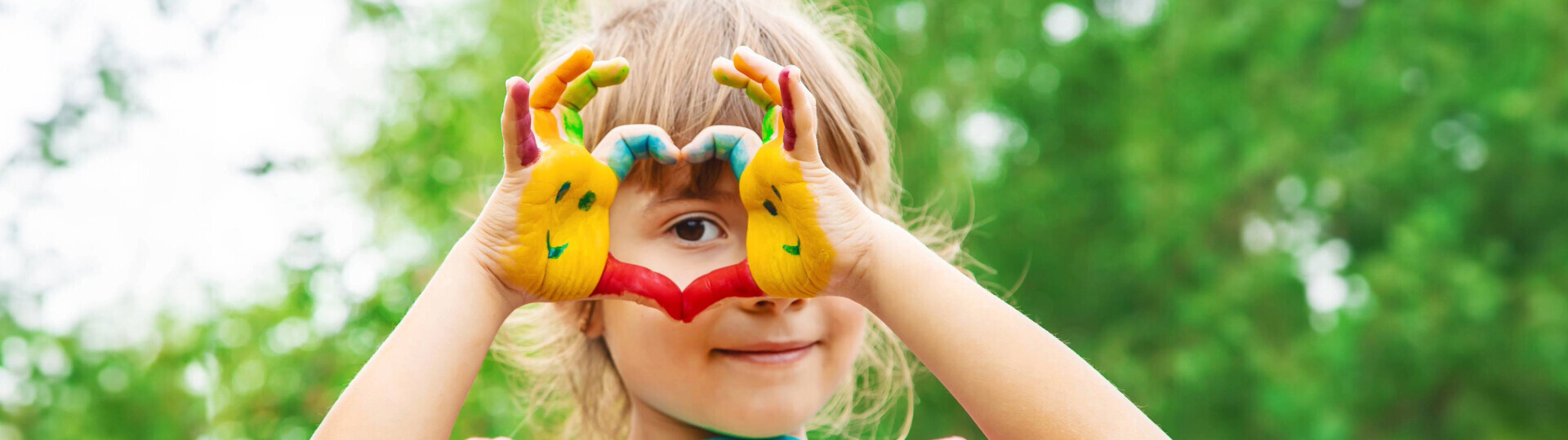 kinderherz-shutterstock_2325425273-header-1929x540