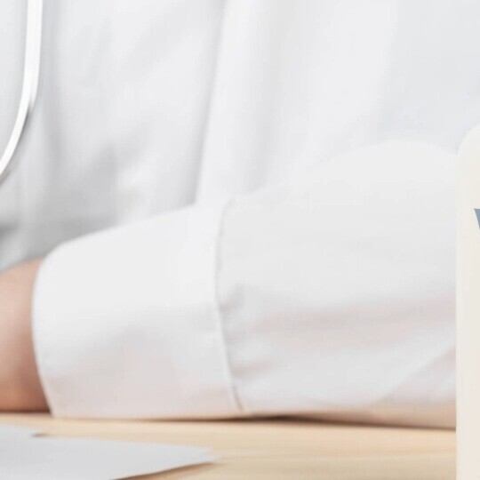 niacin-vitamin-b3-shutterstock-2083768603-32zu9-1920x540-komp