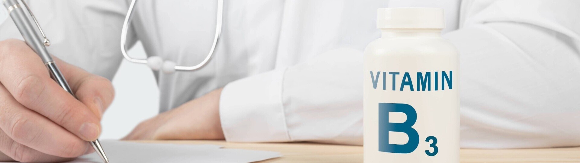 niacin-vitamin-b3-shutterstock-2083768603-32zu9-1920x540-komp