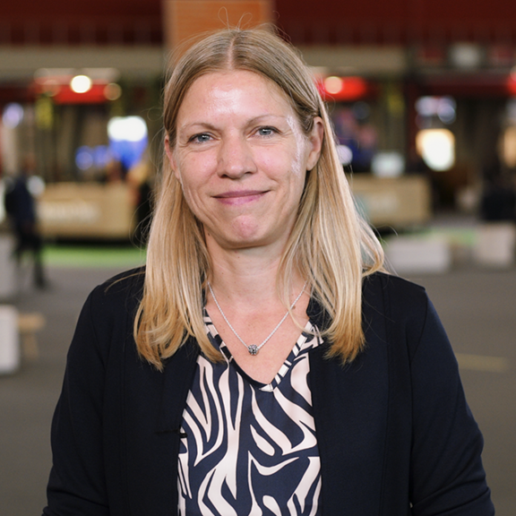 prof-sabine-steffens-576x576