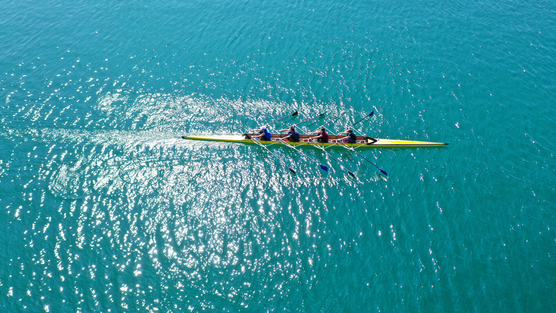 Ruderboot während der Fahrt