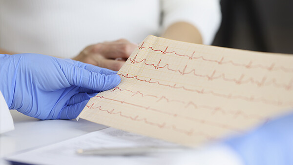 kabelloser-zweikammer-herzschrittmacher-1312112009-t